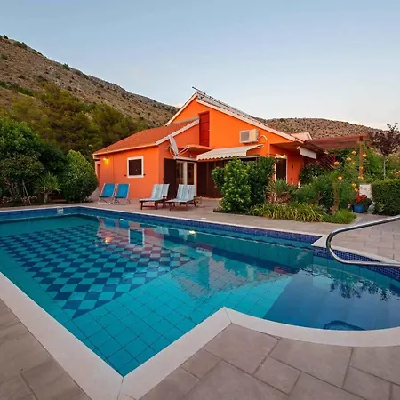 Holiday home In 7300 Podstrana